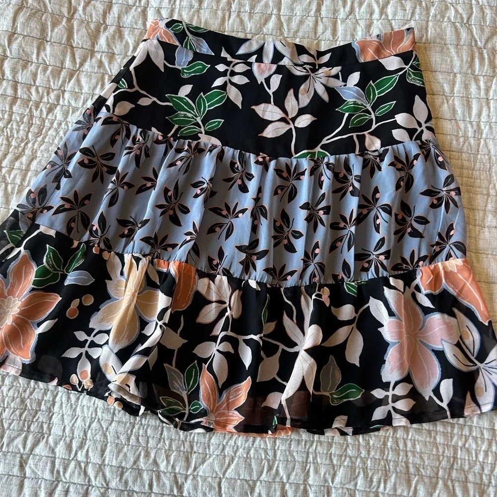 Loft floral skirt size 0